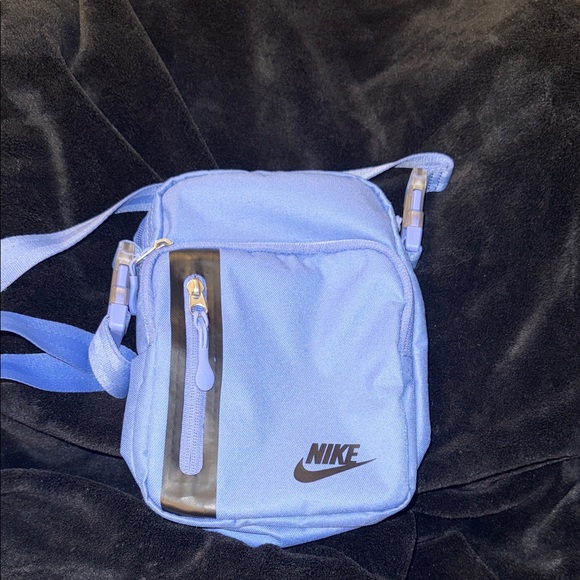 Nike Elemental Premium Crossbody Bag Unisex Sportswear Casual Bag - Picture 4 of 11